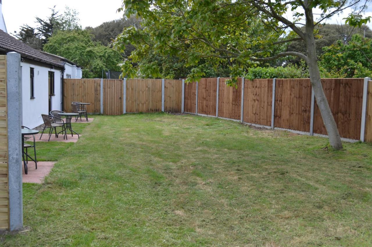 Number 6 - Lytton Tree Lodge, Reydon, Southwold Exteriör bild
