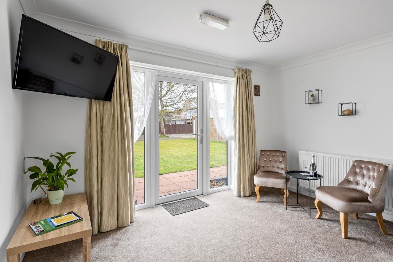 Number 6 - Lytton Tree Lodge, Reydon, Southwold Exteriör bild